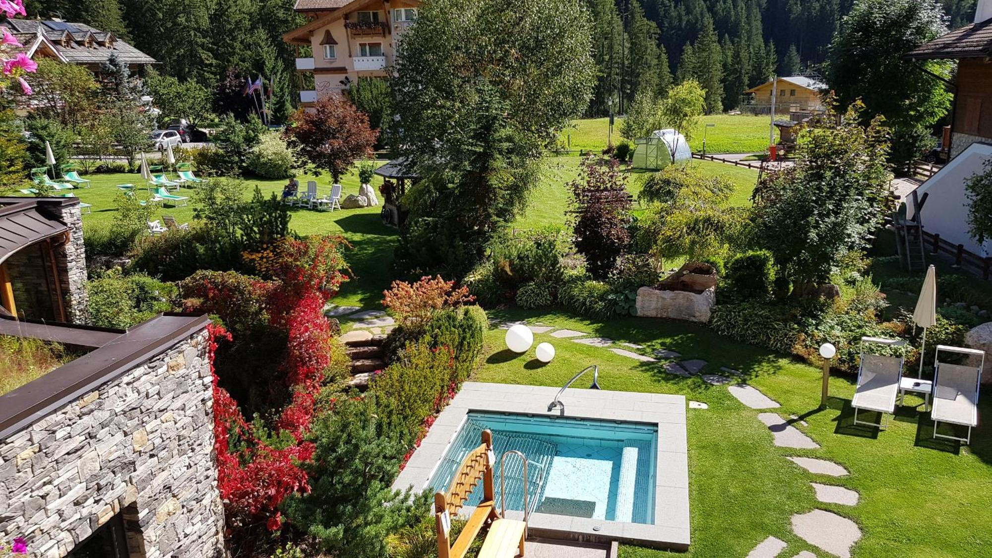 Gran Paradis Hotel 4*